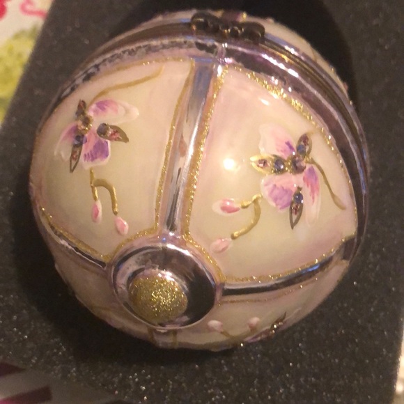 New Komozja Family Glass collectors ornament - Picture 7 of 8